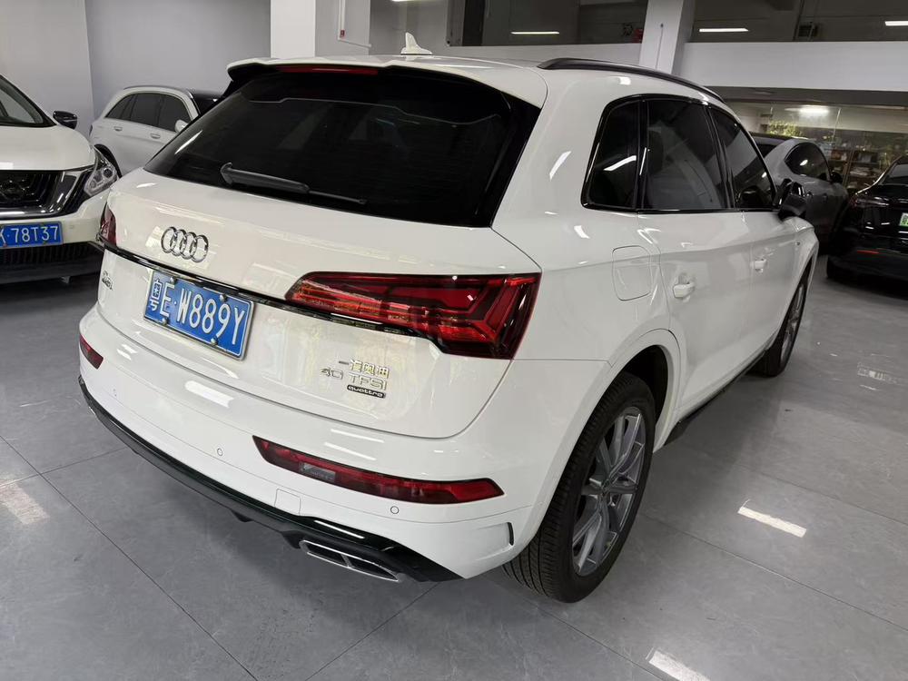 Audi Q5L 2023 40 TFSI Luxury Dynamic – фото 5
