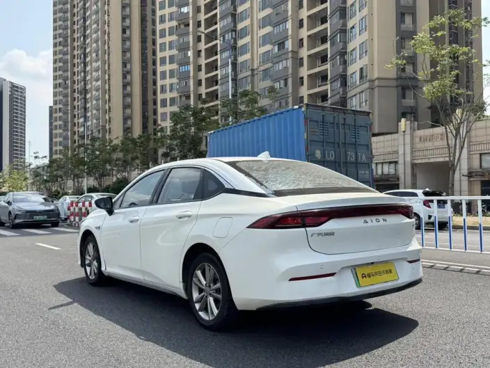 AION S 2022 Model Mei 580