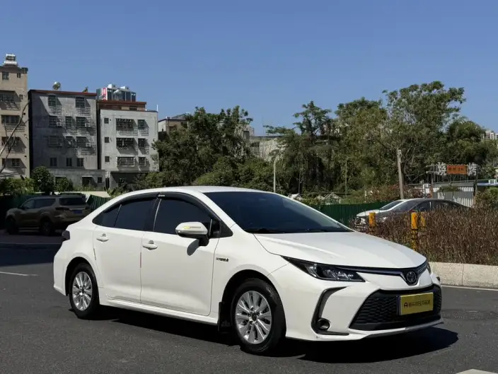 Toyota Corolla 2023 Model Intelligent Hybrid 1.8L E-CVT Pioneer Edition – фото 3