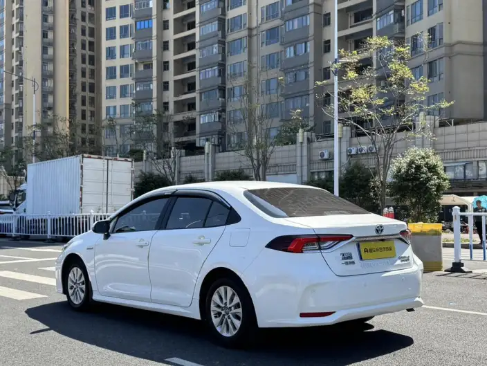 Toyota Corolla 2023 Model Intelligent Hybrid 1.8L E-CVT Pioneer Edition – фото 4