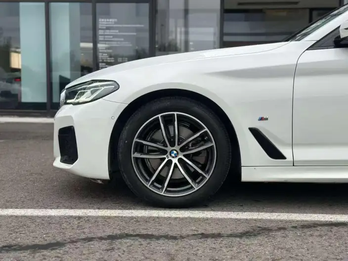 BMW 5 Series Imported 2022 Model 525i M Sports Set – фото 10