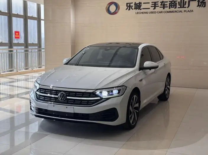 Volkswagen Sagitar 2023 Model 300TSI DSG Superior Edition – фото 1