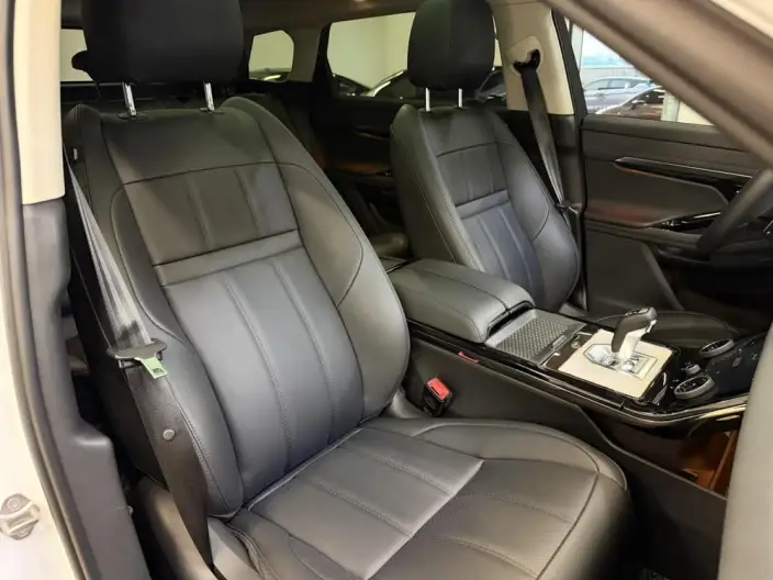 Range Rover Evoque 2023 Model Aurora L 249PS R-Dynamic Deluxe Edition – фото 7