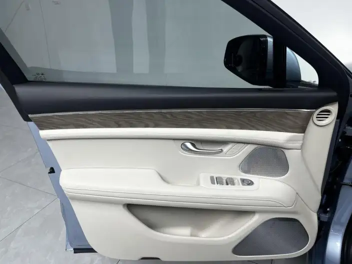 Aito M5 2022 Model Extended Range 4WD Ultimate Edition – фото 8