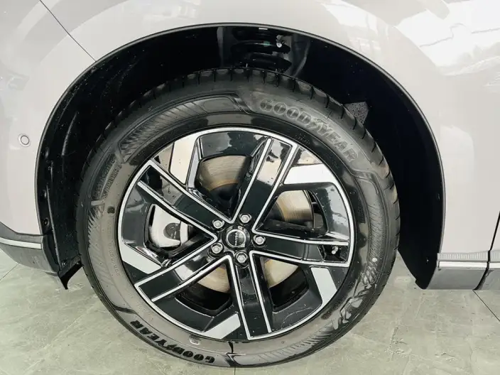 Volvo XC70 2026 Model 4WD Ultra-long Endurance Core – фото 6