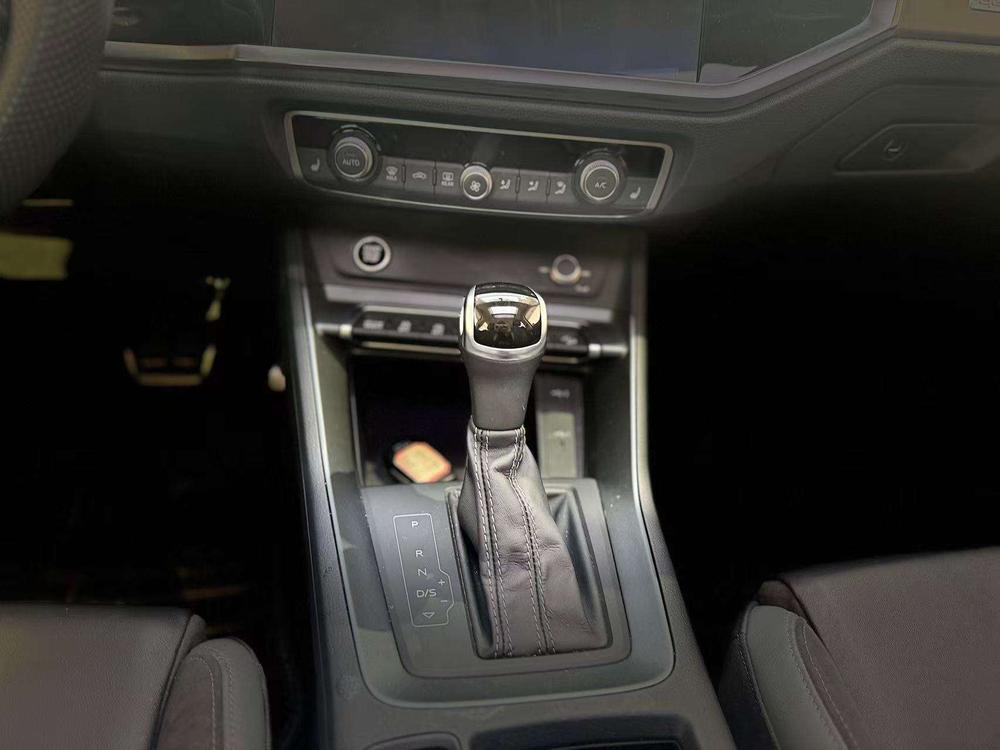AUDI Q3 Sportback 2023 Modified 45 TFSI quattro Luxury – фото 14