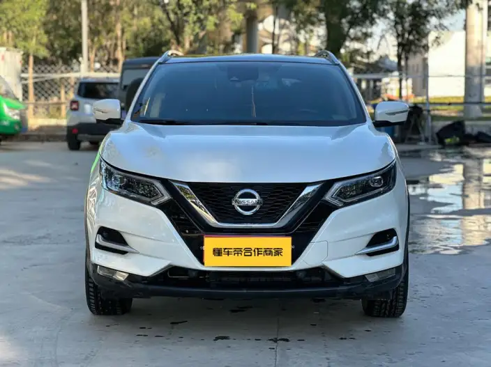 Nissan Qashqai 2022 Model 2.0L XV Prem. Deluxe Edition