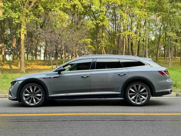 Volkswagen CC 2023 Model Hunting vehicle 380TSI Hunting Heart Edition – фото 4