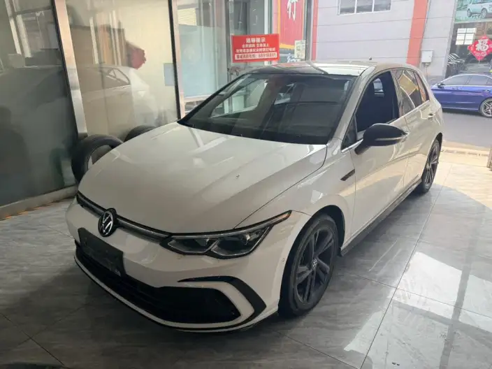 Volkswagen Golf 2021 Model 280TSI DSG R-Line – фото 1