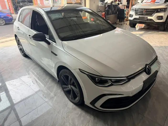 Volkswagen Golf 2021 Model 280TSI DSG R-Line – фото 3