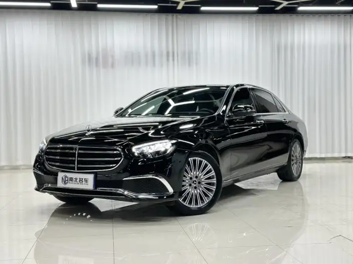Mercedes-Benz E-Class 2023 Model E 300 L Luxury Model sedan – фото 1