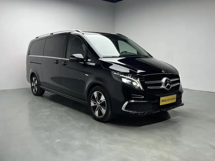 Mercedes-Benz V-Class 2022 Model V 260 L Long wheelbase Premium Edition – фото 3