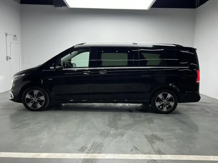 Mercedes-Benz V-Class 2022 Model V 260 L Long wheelbase Premium Edition – фото 4