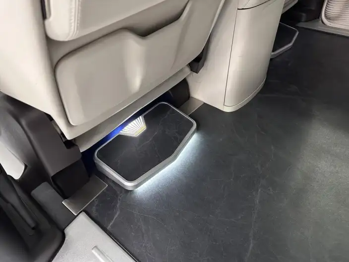 DENZA D9 DM 2025 Model Smart Driving Edition 1020 4WD Flagship Model – фото 9