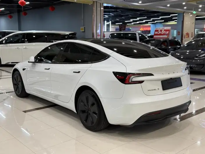 Model 3 2023 Model Rear-wheel drive version – фото 4