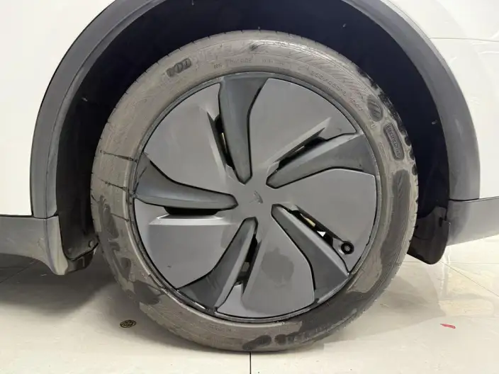Model Y 2026 Model Rear-wheel drive version – фото 10
