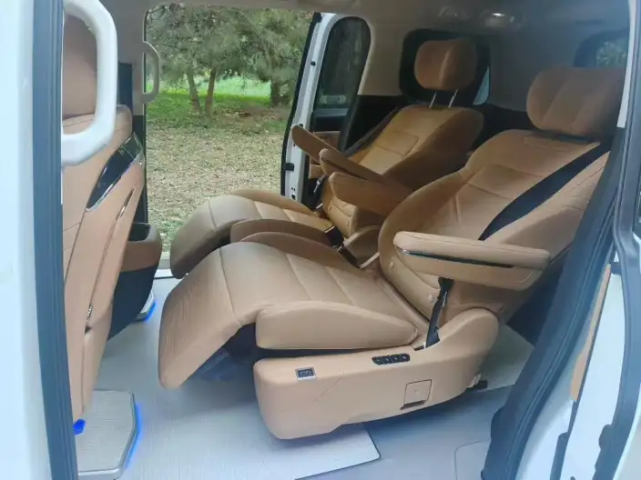 GAC Trumpchi E8 PHEV 2025 Model 2.0ATK 150km PRO+ – фото 9