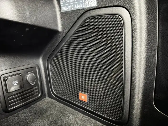 4Runner 2022 Model 4.0L Automatic 4WD 7 seat Parallel Imported – фото 4