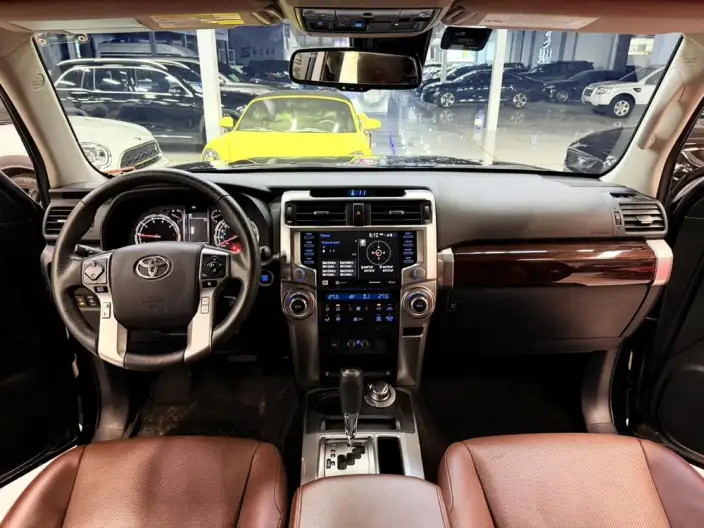 4Runner 2022 Model 4.0L Automatic 4WD 7 seat Parallel Imported – фото 6
