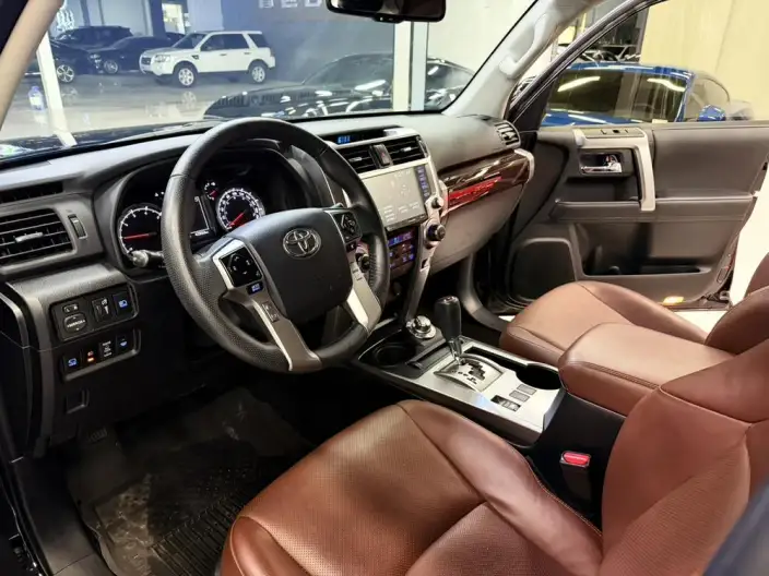 4Runner 2022 Model 4.0L Automatic 4WD 7 seat Parallel Imported – фото 7