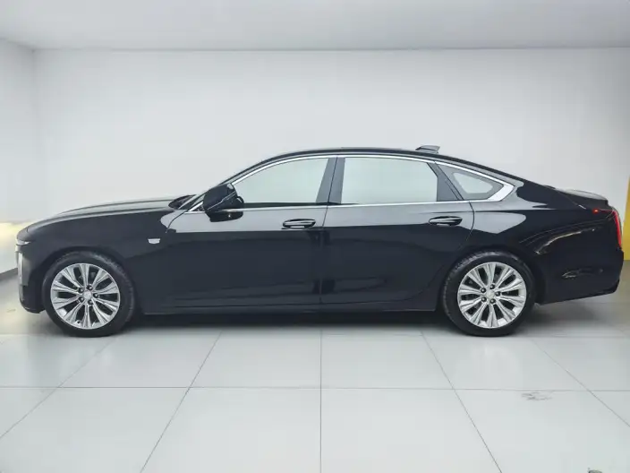 Cadillac CT6 2023 Model 28T Luxury Model