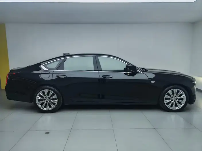 Cadillac CT6 2023 Model 28T Luxury Model – фото 8