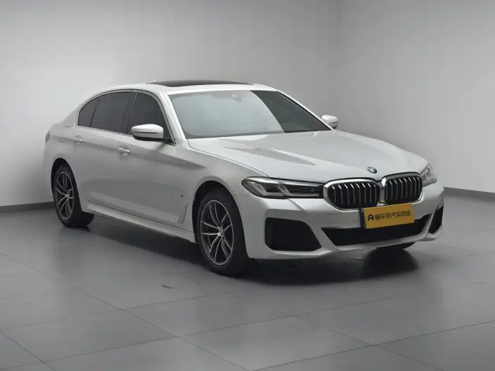 BMW 5 Series 2022 Model Facelift 525Li M Sports Set – фото 3