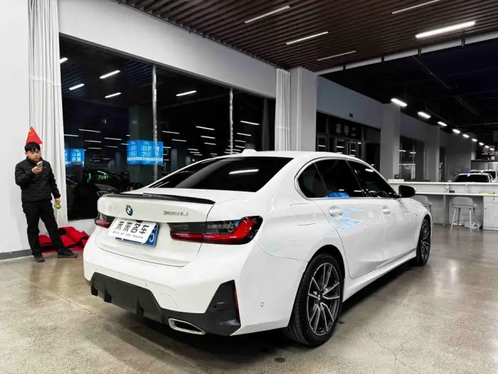 BMW 3 Series 2023 Model 325i M Sports Set – фото 7