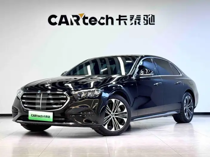 Mercedes-Benz E-Class PHEV 2024 Model E 350 e L sedan – фото 1