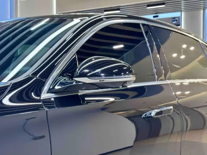 Mercedes-Benz E-Class PHEV 2024 Model E 350 e L sedan – фото 10