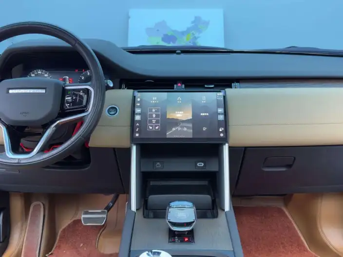 Land Rover Discovery Sport 2024 Model 249PS R-Dynamic SE Performance Technology Edition 5 seat – фото 6