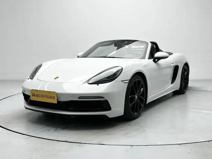 Porsche 718 2023 Model Spyder 2.0T