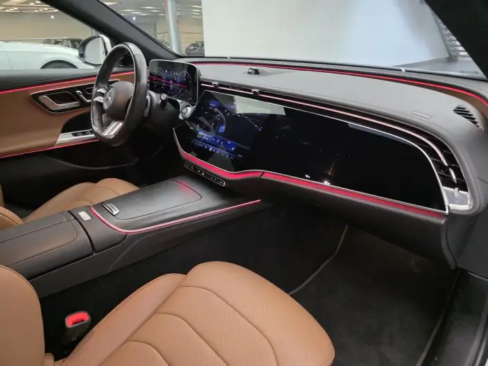 Mercedes-Benz E-Class 2024 Model E 260 L Sports sedan – фото 8