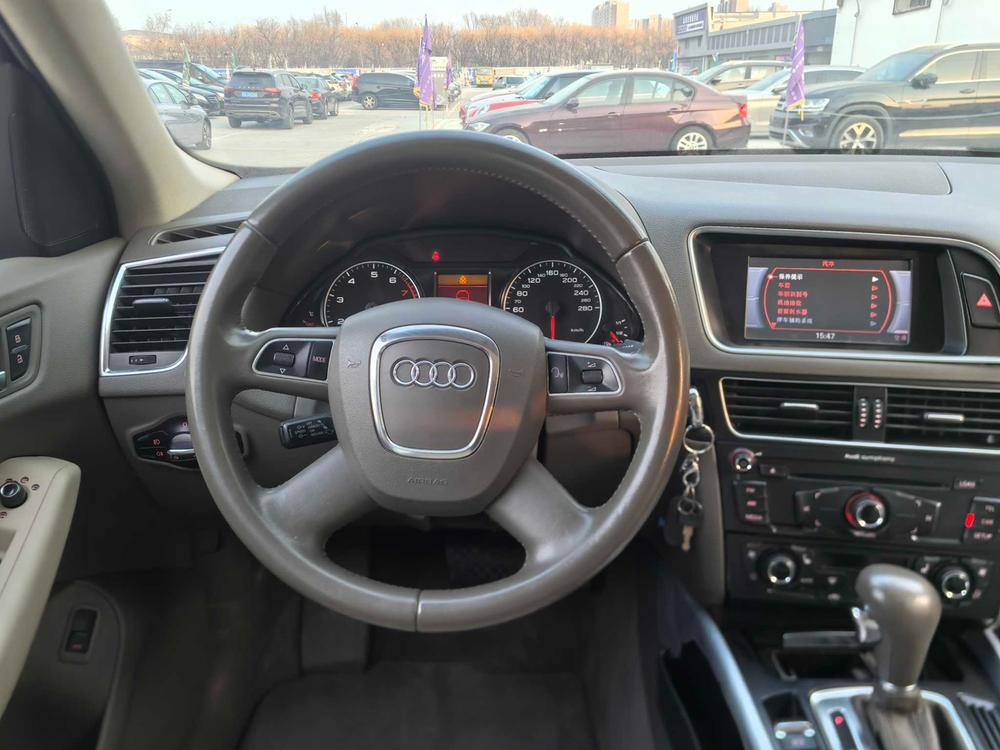Audi Q5 2012 2.0 TFSI Technology – фото 13