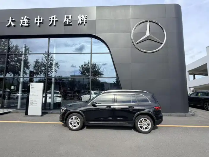 Mercedes-Benz GLB 2022 Model GLB 200 Fashion Model – фото 3