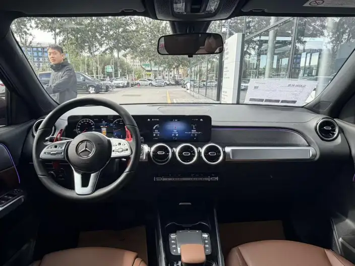 Mercedes-Benz GLB 2022 Model GLB 200 Fashion Model – фото 8