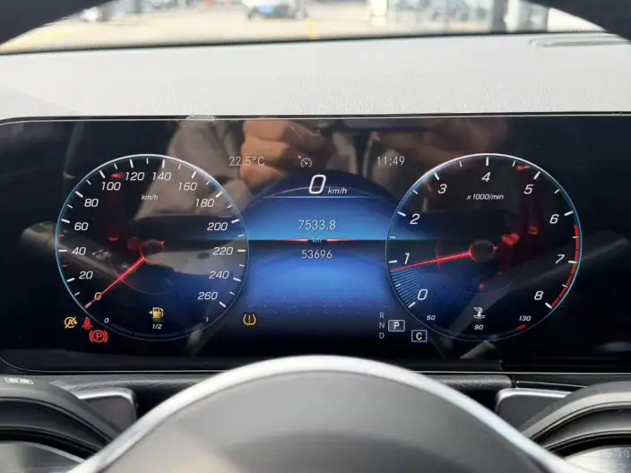 Mercedes-Benz GLB 2022 Model GLB 200 Fashion Model – фото 9