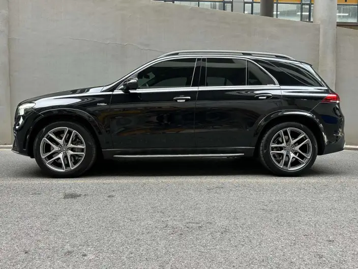 Mercedes-Benz GLE AMG 2022 Model AMG GLE 53 4MATIC+ – фото 3