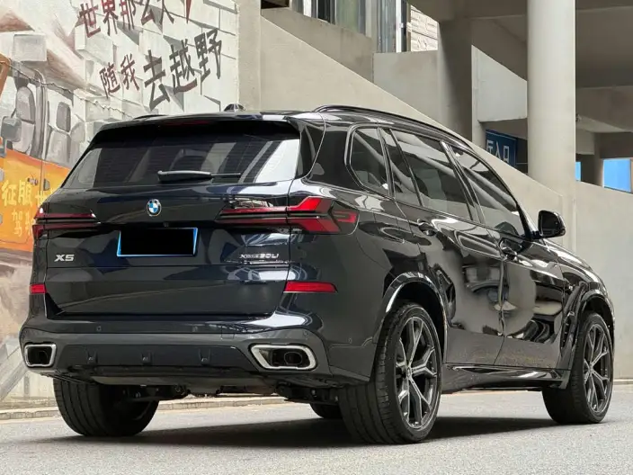 BMW X5 2023 Model xDrive30Li Exclusive Model M Sports Night Set – фото 5