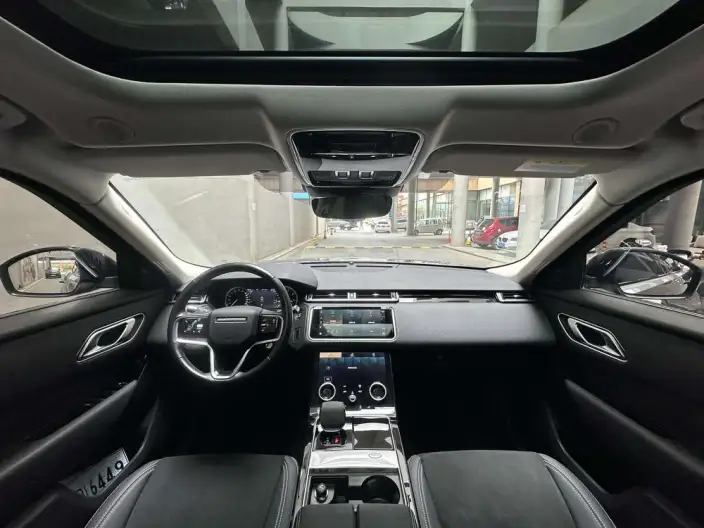 Range Rover Velar 2022 Model 250PS – фото 8
