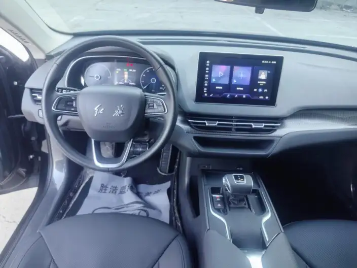 Hongqi E-QM5 2024 Model 450KM Travel Edition 100kW – фото 8