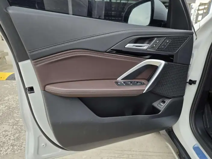 BMW X1 2023 Model sDrive20Li X Design Set – фото 9