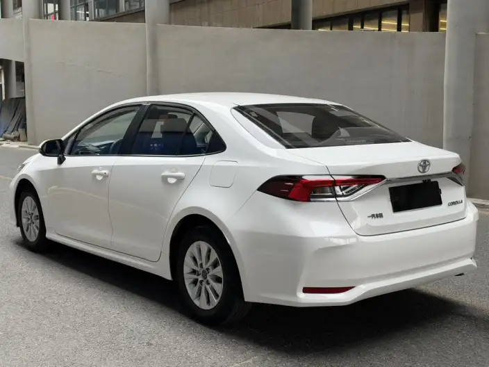 Toyota Corolla 2021 Model 1.5L CVT Pioneer Edition – фото 4