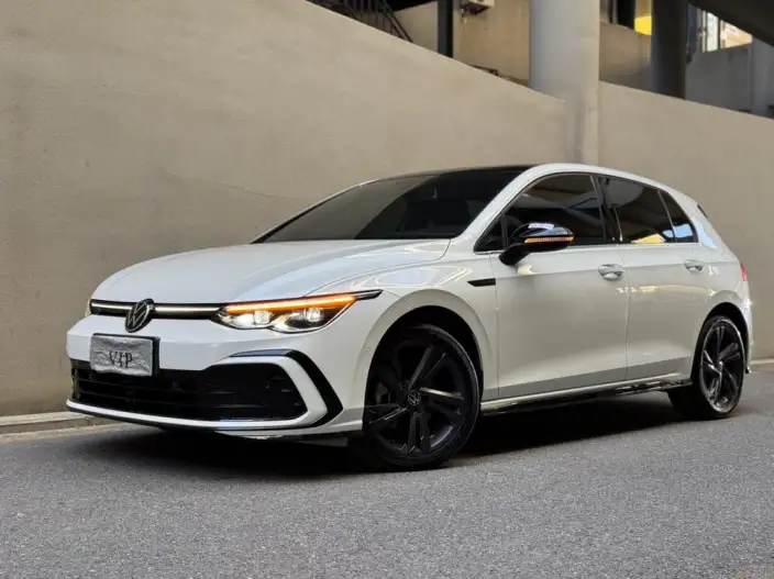 Volkswagen Golf 2023 Model 280TSI DSG R-Line Lite – фото 1