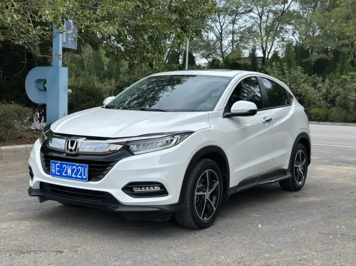 Honda Vezel 2020 Model 1.5L CVT Deluxe Edition – фото 1