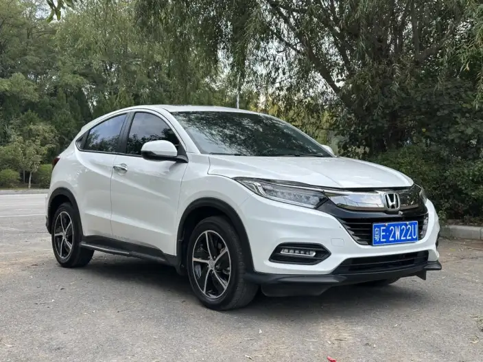 Honda Vezel 2020 Model 1.5L CVT Deluxe Edition – фото 3
