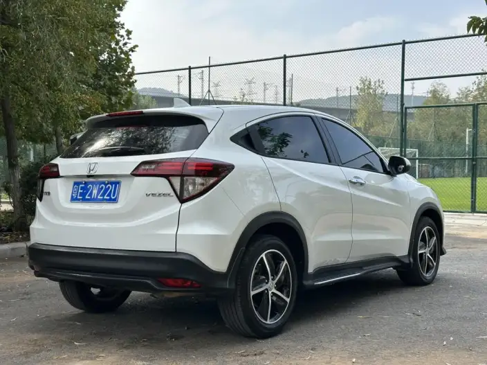 Honda Vezel 2020 Model 1.5L CVT Deluxe Edition – фото 6