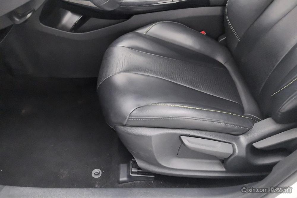 Roewe i5 2021 1.5L CVT Diamond – фото 18