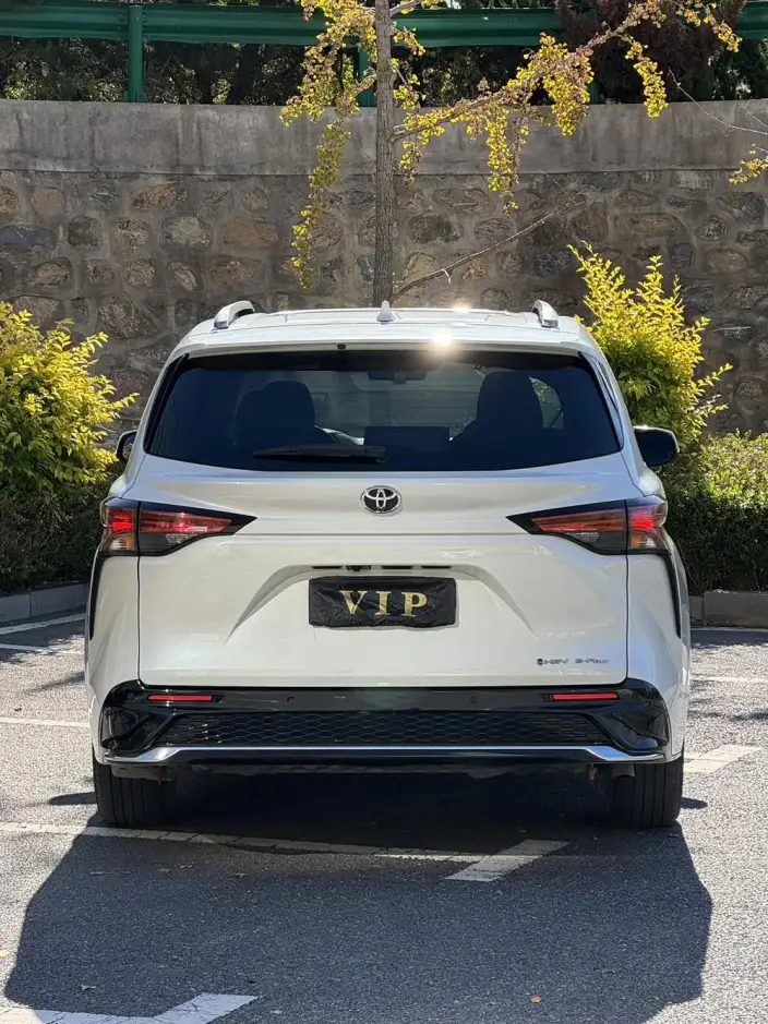 Granvia 2024 Model Intelligent Hybrid 2.5L 4WD Noble PLUS Edition – фото 5