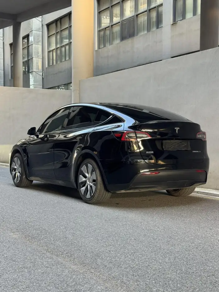 Model Y 2022 Model Facelift Rear-wheel drive version – фото 3